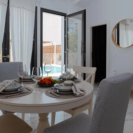 Selena One Luxury With Private Swimming Pool